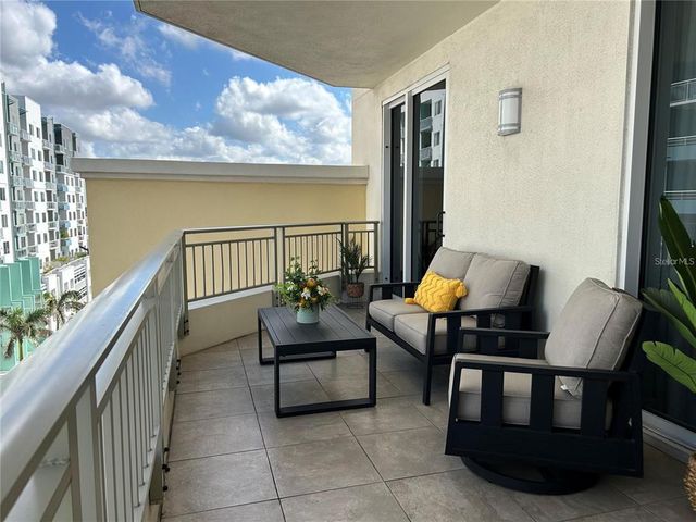 100 CENTRAL AVENUE H716, Sarasota, FL 34236