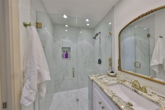 1727 NEW HAMPSHIRE AVENUE NE, St Petersburg, FL 33703