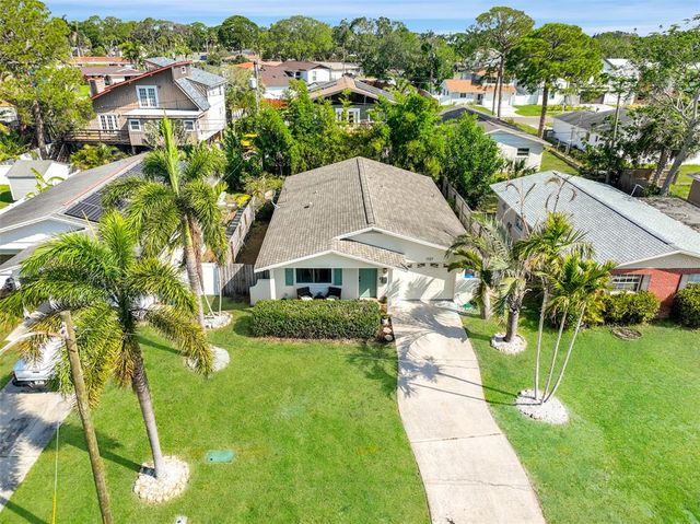 1727 NEW HAMPSHIRE AVENUE NE, St Petersburg, FL 33703