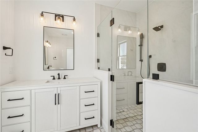 5 Lookout Lane, Portsmouth, RI 02871