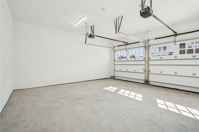 5 Lookout Lane, Portsmouth, RI 02871