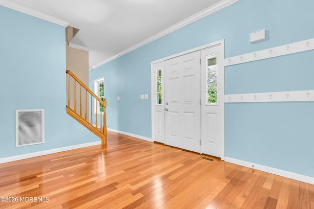 563 Vanderbilt Avenue, Bayville, NJ 08721