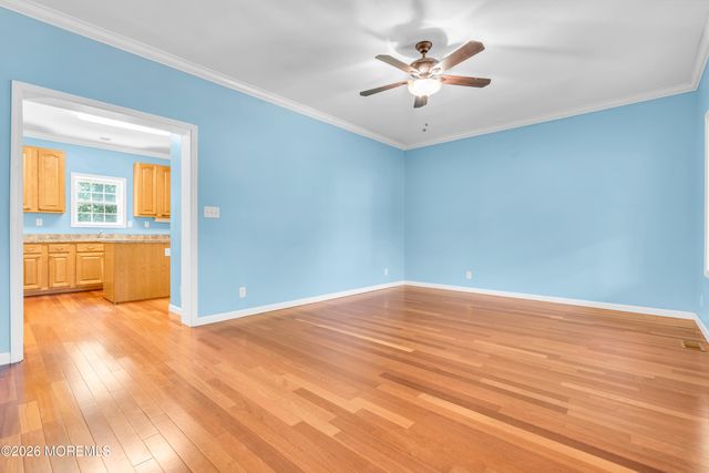 563 Vanderbilt Avenue, Bayville, NJ 08721