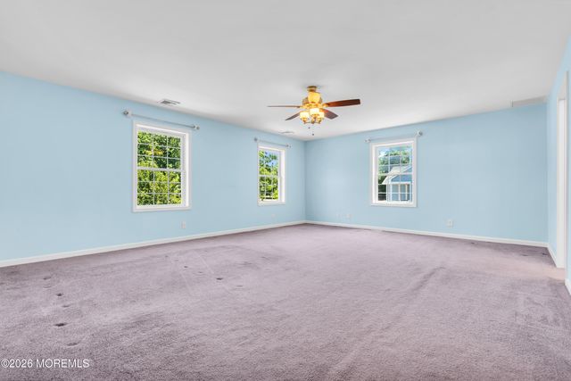 563 Vanderbilt Avenue, Bayville, NJ 08721
