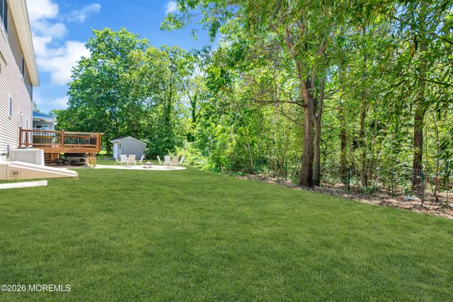 563 Vanderbilt Avenue, Bayville, NJ 08721