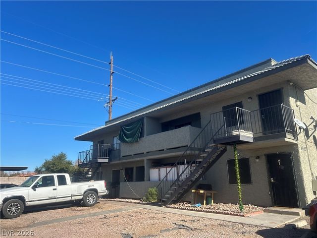 1305 Kari Lee Court A, Las Vegas, NV 89146