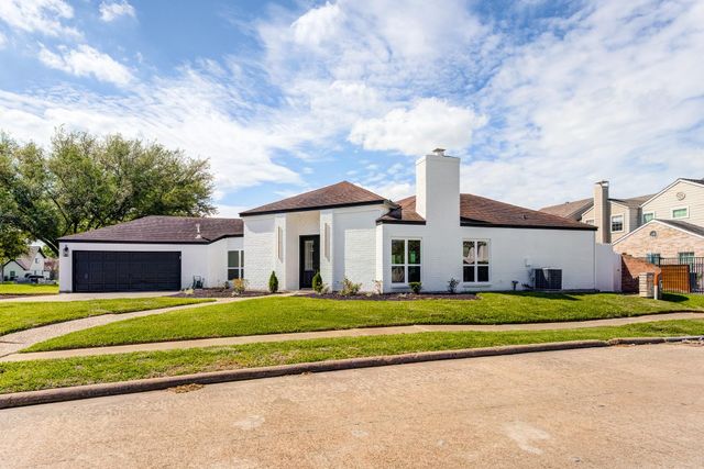 2302 Ashford Hollow Lane, Houston, TX 77077