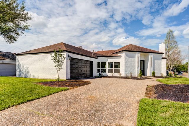 2302 Ashford Hollow Lane, Houston, TX 77077