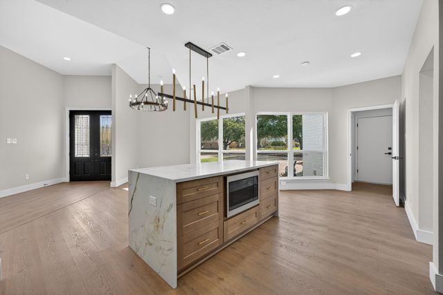 2302 Ashford Hollow Lane, Houston, TX 77077