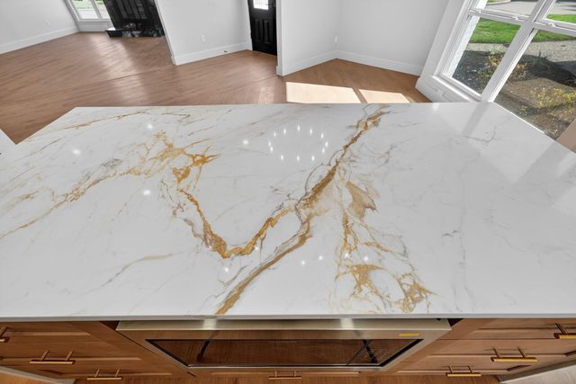 2302 Ashford Hollow Lane, Houston, TX 77077