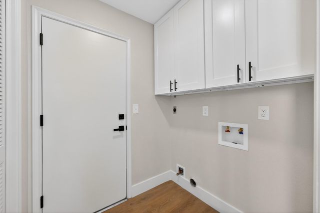 2302 Ashford Hollow Lane, Houston, TX 77077