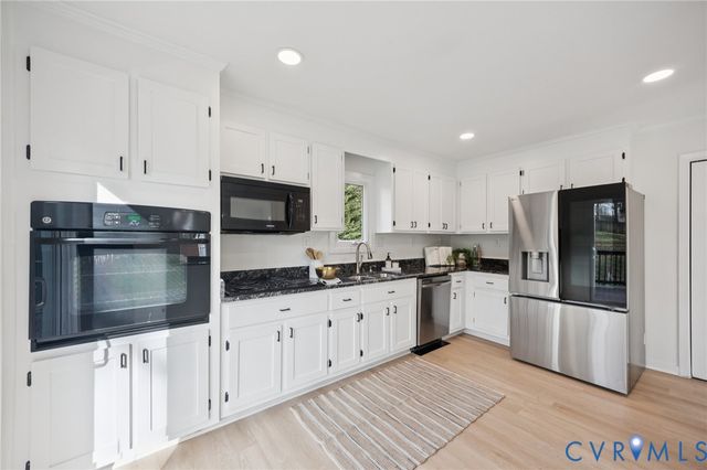 11419 Briarhurst Rd, North Chesterfield, VA 23236