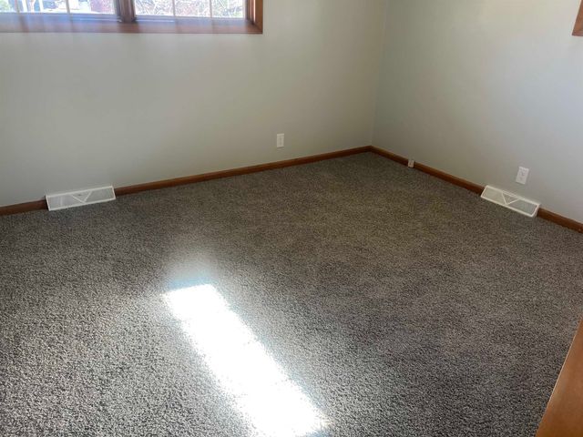 2052 Leland Way, Salina, KS 67401