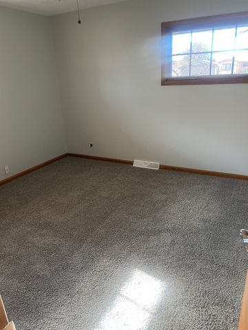 2052 Leland Way, Salina, KS 67401