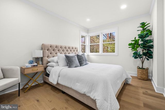 6008 OSCEOLA RD, Bethesda, MD 20816