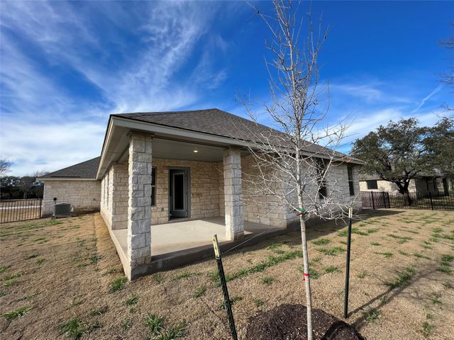 120 Tom Kite DR, Burnet, TX 78611