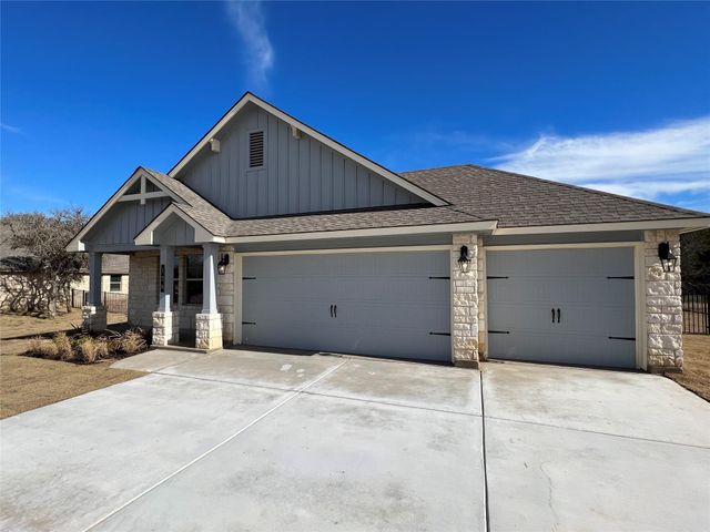 120 Tom Kite DR, Burnet, TX 78611