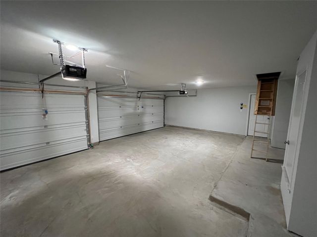 120 Tom Kite DR, Burnet, TX 78611