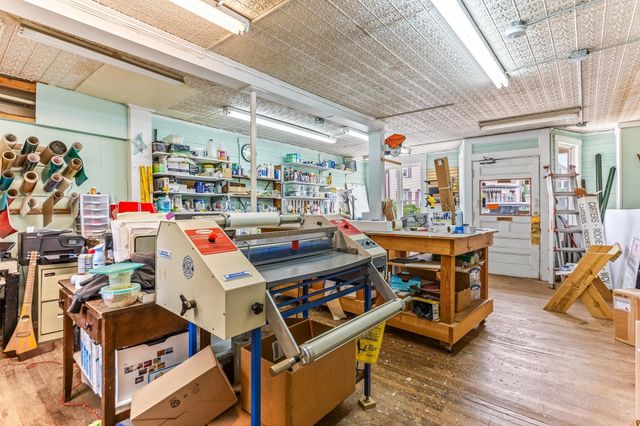 58 Pickering Road, Rochester, NH 03867