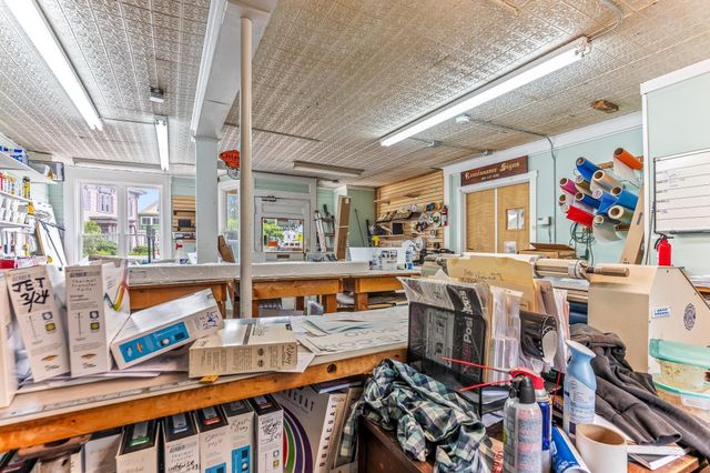 58 Pickering Road, Rochester, NH 03867