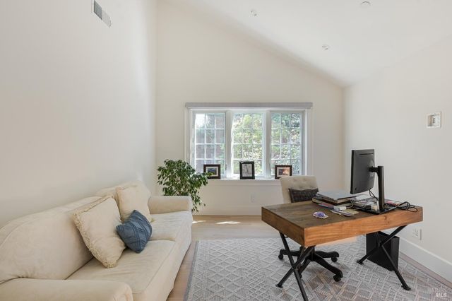 216 Laurel Ave, San Anselmo, CA 94960