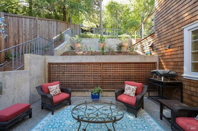 216 Laurel Ave, San Anselmo, CA 94960