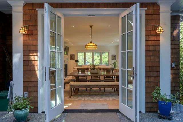 216 Laurel Ave, San Anselmo, CA 94960