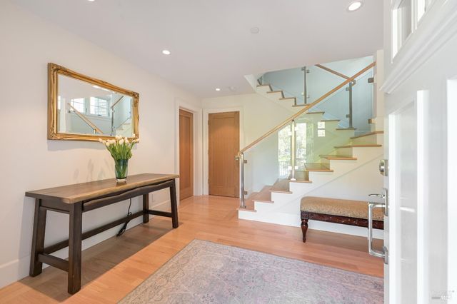 216 Laurel Ave, San Anselmo, CA 94960