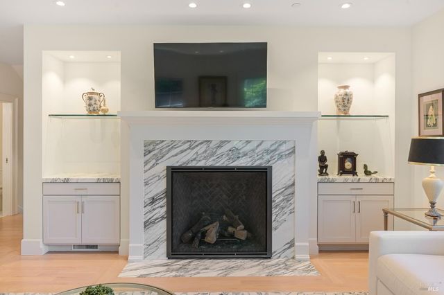 216 Laurel Ave, San Anselmo, CA 94960