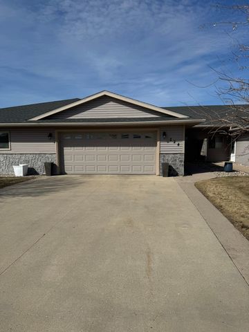 224 25th Street SE, Willmar, MN 56201