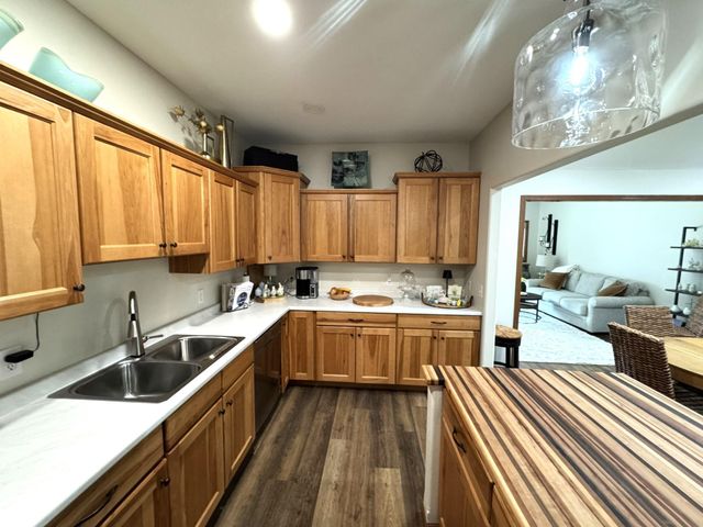 224 25th Street SE, Willmar, MN 56201