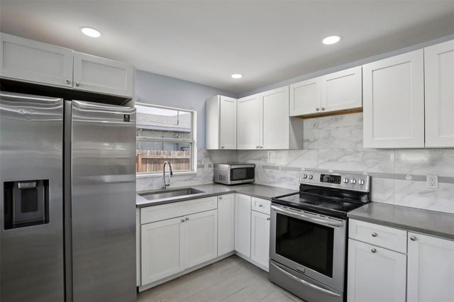 1712 3RD AVENUE W, Palmetto, FL 34221