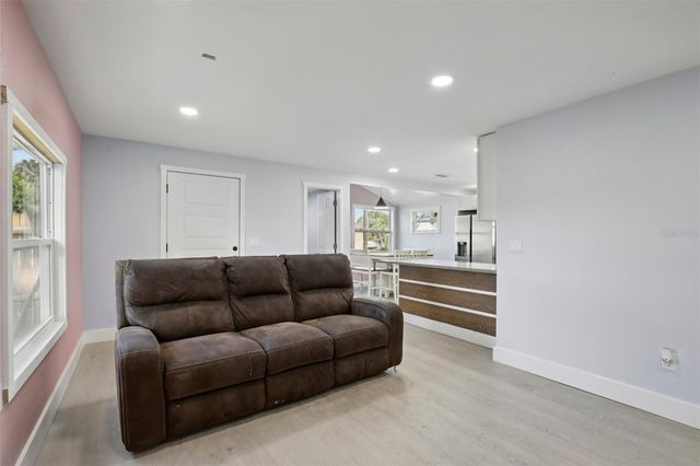 1712 3RD AVENUE W, Palmetto, FL 34221