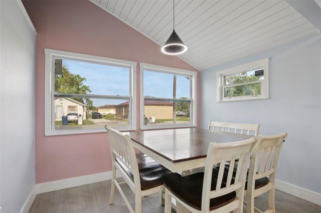 1712 3RD AVENUE W, Palmetto, FL 34221