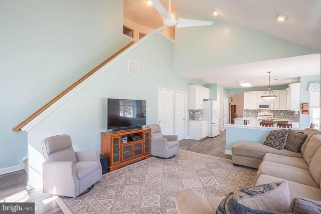 28 RACHEL LAUREN WAY, Williamstown, NJ 08094