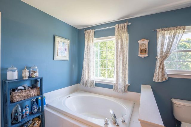 28 RACHEL LAUREN WAY, Williamstown, NJ 08094