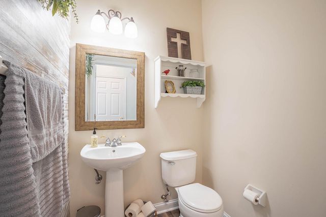 28 RACHEL LAUREN WAY, Williamstown, NJ 08094
