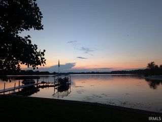 249 Ems B20c2 Lane, Pierceton, IN 46562