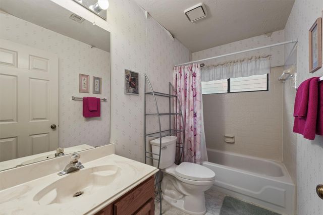 2018 Old Dixie Drive, Richmond, TX 77406