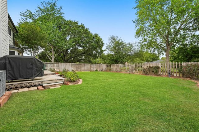 2018 Old Dixie Drive, Richmond, TX 77406