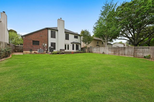 2018 Old Dixie Drive, Richmond, TX 77406