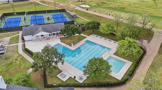 2018 Old Dixie Drive, Richmond, TX 77406