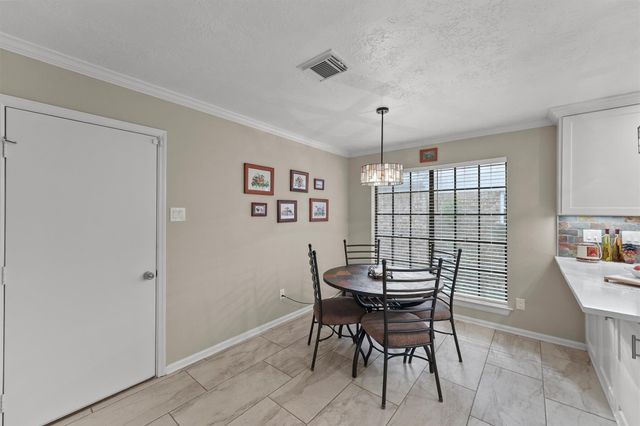 2018 Old Dixie Drive, Richmond, TX 77406