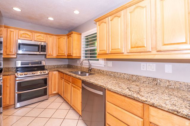 263 E 500 N, Kaysville, UT 84037