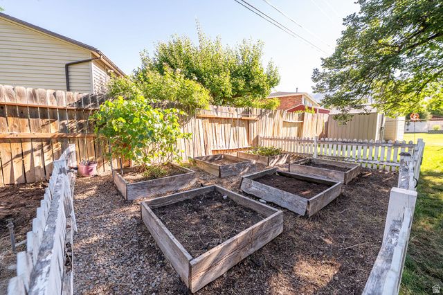 263 E 500 N, Kaysville, UT 84037