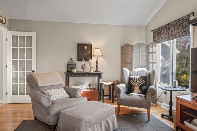 6 Aspen Rd 6, Bourne, MA 02532