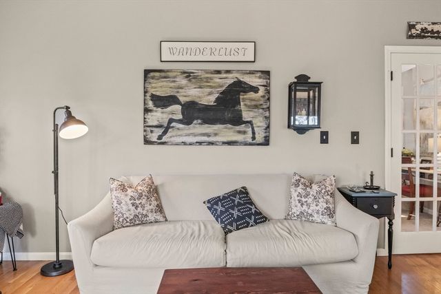 6 Aspen Rd 6, Bourne, MA 02532