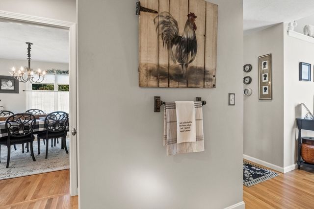 6 Aspen Rd 6, Bourne, MA 02532