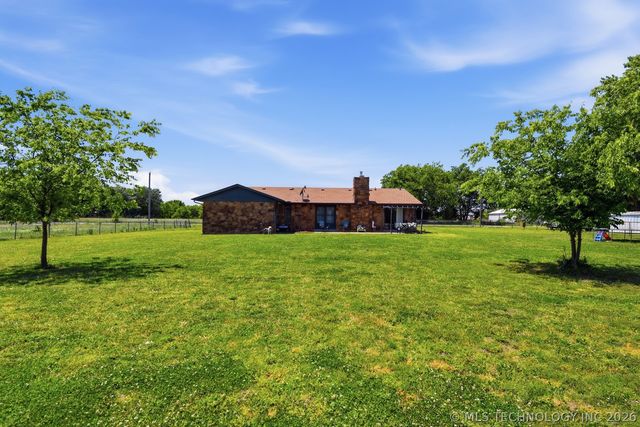 12101 S 4095 Road, Oologah, OK 74053