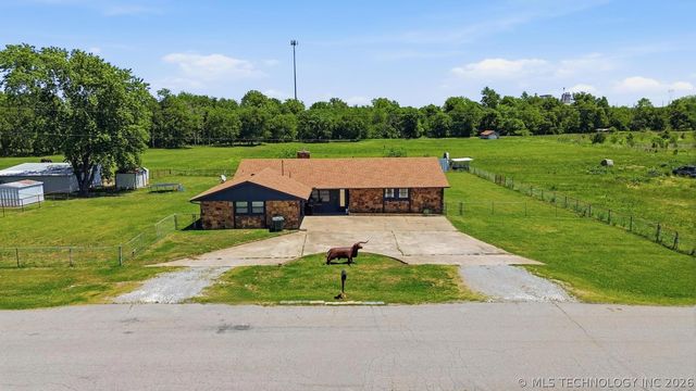 12101 S 4095 Road, Oologah, OK 74053